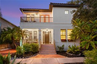 1723 OAK STREET, Sarasota, FL 34236