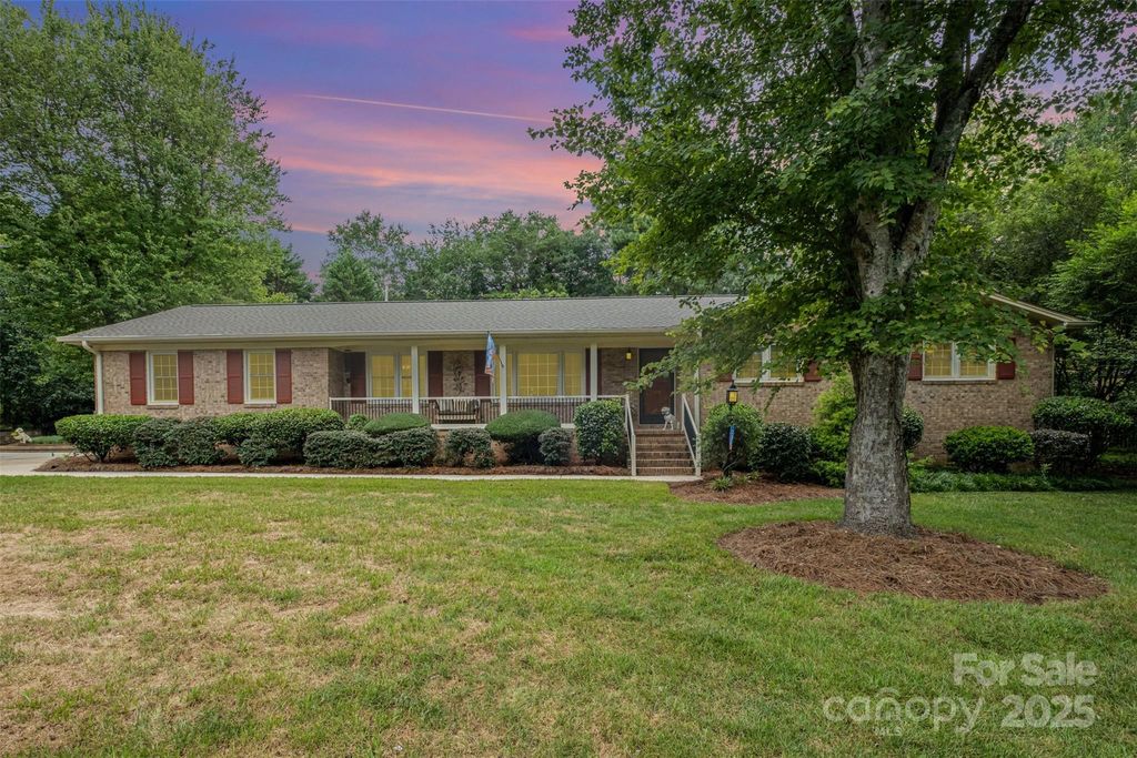 205 Plantation Road, Rock Hill, SC 29732
