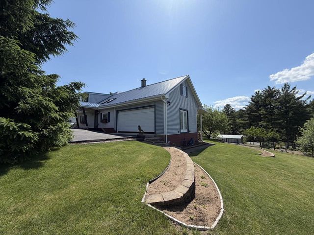 2053 Wood Street, Friendship, WI 53934