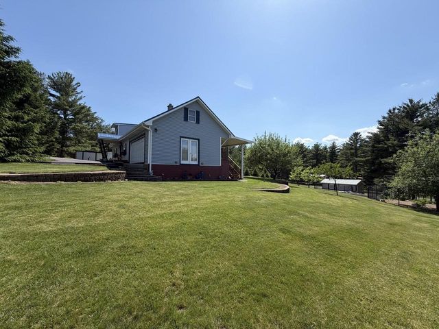 2053 Wood Street, Friendship, WI 53934