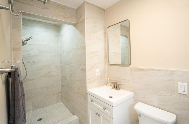 2230 SW 60th Ct, Miami, FL 33155