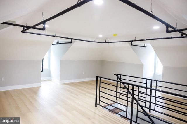 1201 LINDLEY AVE, Philadelphia, PA 19141