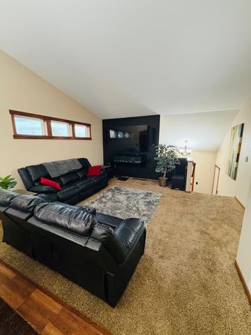 3826 Bear Ridge Avenue S, Saint Cloud, MN 56301