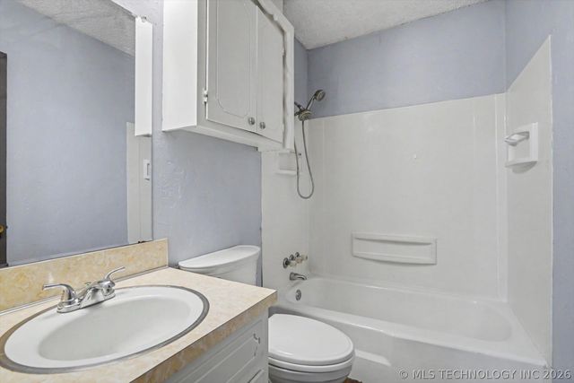17409 S 90th East Avenue, Bixby, OK 74008