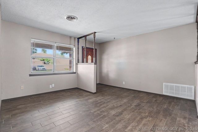 17409 S 90th East Avenue, Bixby, OK 74008