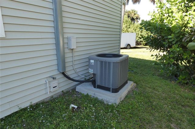 18651 AYRSHIRE CIRCLE, Port Charlotte, FL 33948