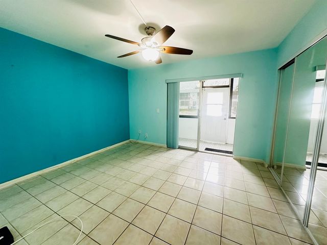 86 Markham E, Deerfield Beach, FL 33442