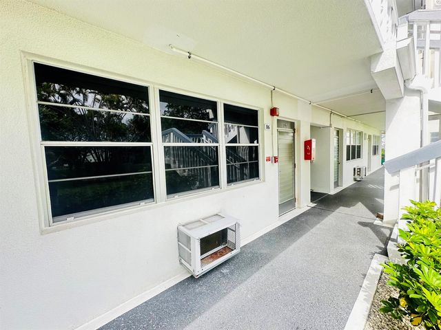 86 Markham E, Deerfield Beach, FL 33442
