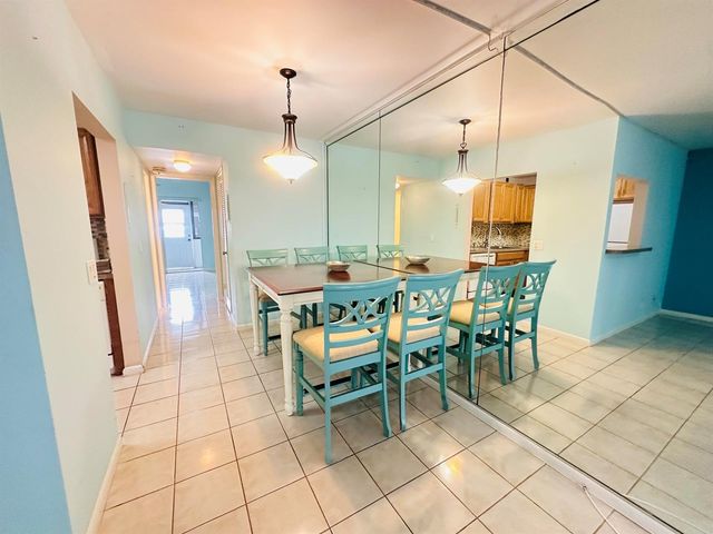 86 Markham E, Deerfield Beach, FL 33442