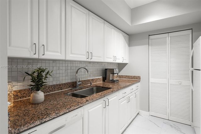 90 Alton Rd 1405, Miami Beach, FL 33139