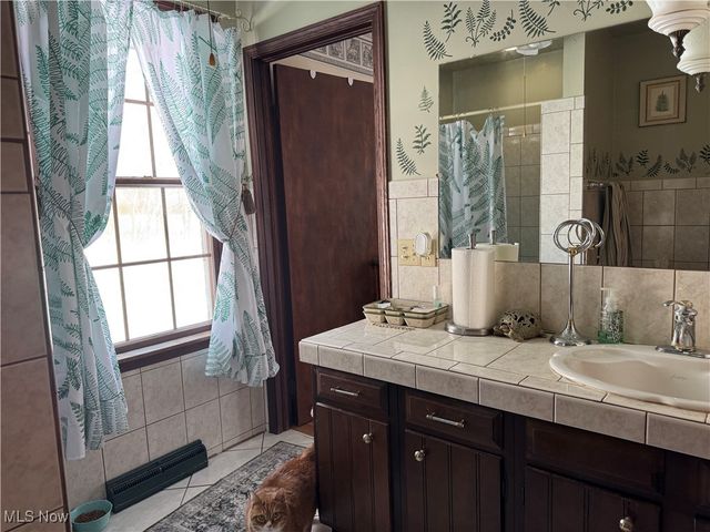 10004 Candy Road, Cambridge, OH 43725