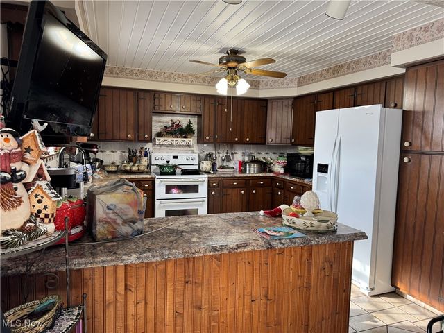 10004 Candy Road, Cambridge, OH 43725