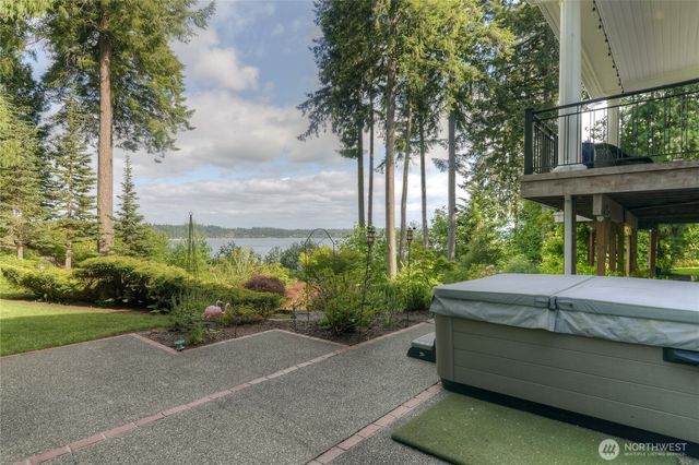 6538 Young Road NW, Olympia, WA 98502