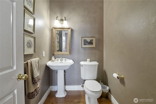 6538 Young Road NW, Olympia, WA 98502
