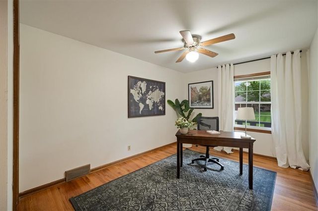 8622 Broadmoor Street, Overland Park, KS 66212
