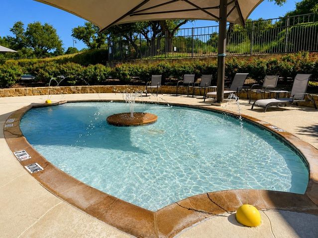 433 Wild Rose DR, Austin, TX 78737