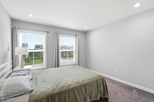 195 Harness Way, Delaware, OH 43015