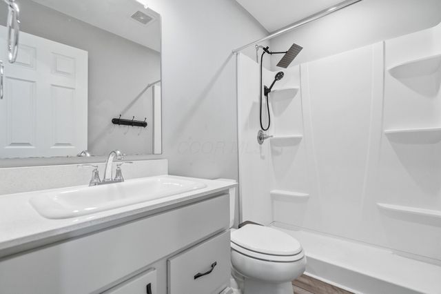 195 Harness Way, Delaware, OH 43015