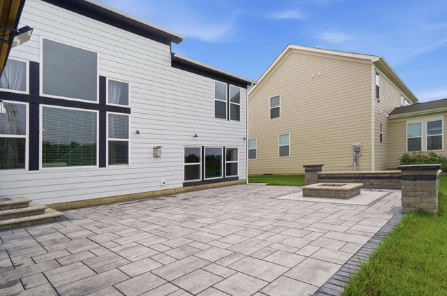 195 Harness Way, Delaware, OH 43015