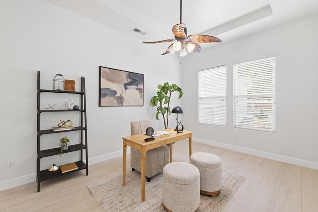 4769 N Emerald Peak Drive, Clovis, CA 93619
