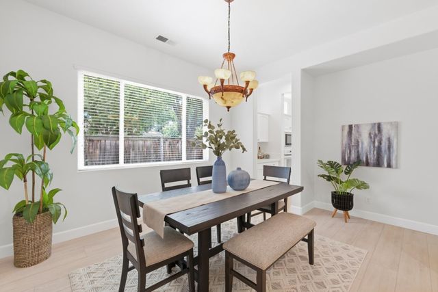 4769 N Emerald Peak Drive, Clovis, CA 93619