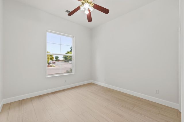 4769 N Emerald Peak Drive, Clovis, CA 93619