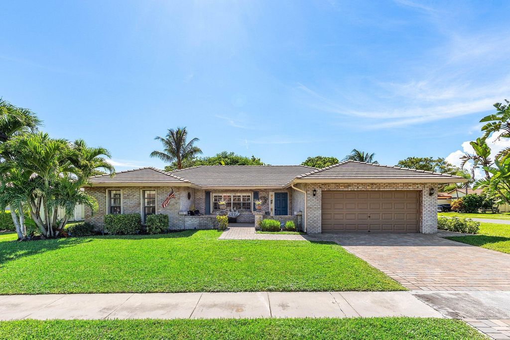 21911 Satinwood Drive, Boca Raton, FL 33428