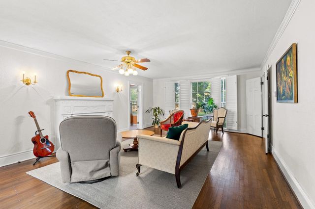 425 W Belden Street, Sherman, TX 75092