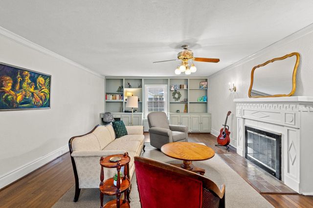 425 W Belden Street, Sherman, TX 75092