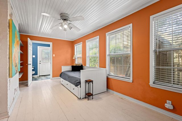 425 W Belden Street, Sherman, TX 75092