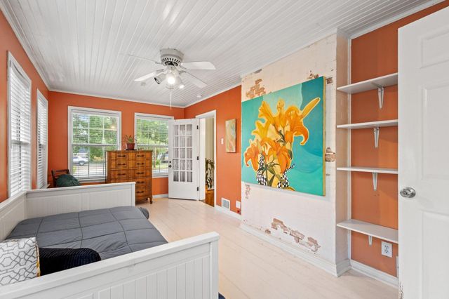 425 W Belden Street, Sherman, TX 75092