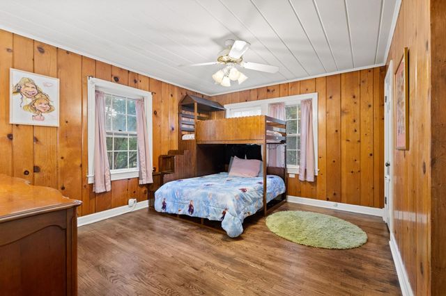 425 W Belden Street, Sherman, TX 75092