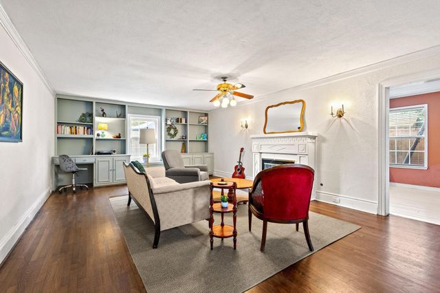 425 W Belden Street, Sherman, TX 75092