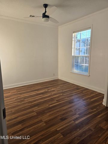 1514 Ellis Drive, Pass Christian, MS 39571