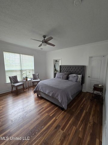 1514 Ellis Drive, Pass Christian, MS 39571