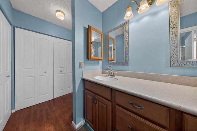 351 E Riverbend Drive, Sunrise, FL 33326