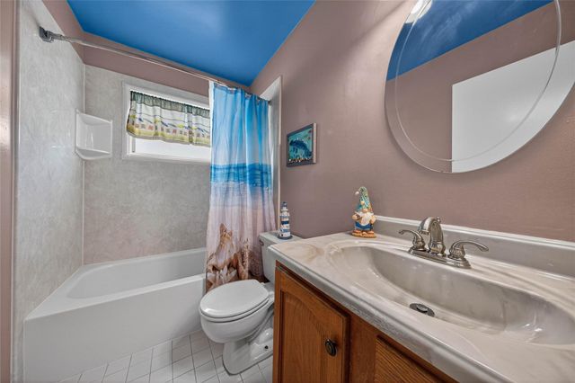 351 E Riverbend Drive, Sunrise, FL 33326