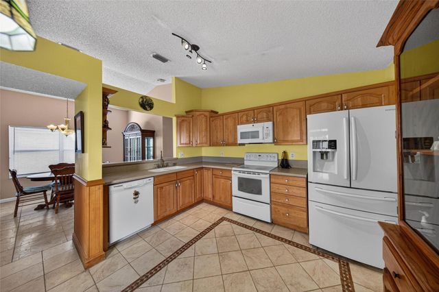 351 E Riverbend Drive, Sunrise, FL 33326