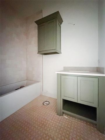 1216 Statehood Street, Edmond, OK 73034