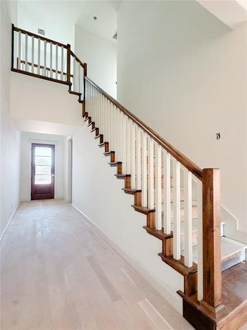 1216 Statehood Street, Edmond, OK 73034