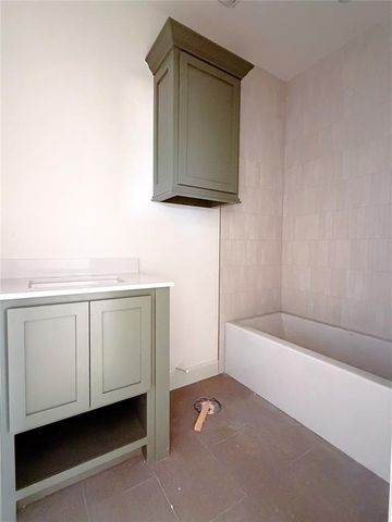 1216 Statehood Street, Edmond, OK 73034