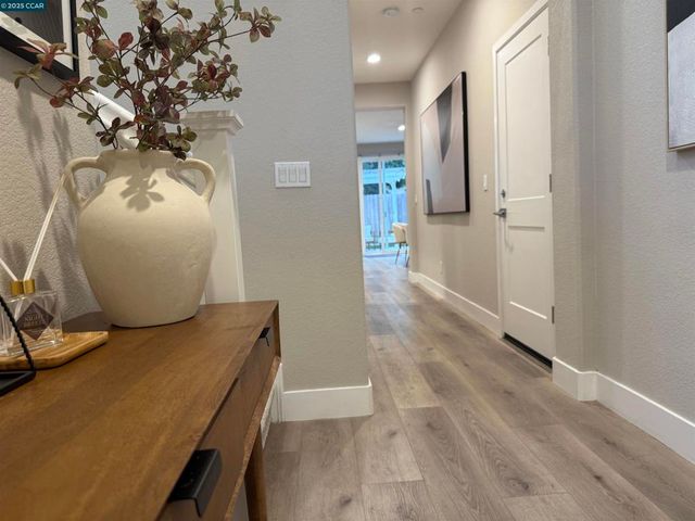 2209 Sunny Island Ct, Modesto, CA 95355