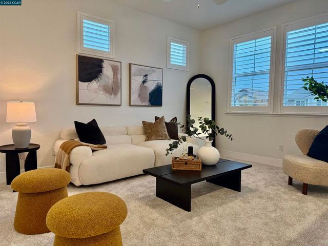 2209 Sunny Island Ct, Modesto, CA 95355