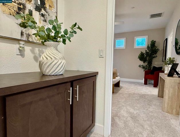 2209 Sunny Island Ct, Modesto, CA 95355