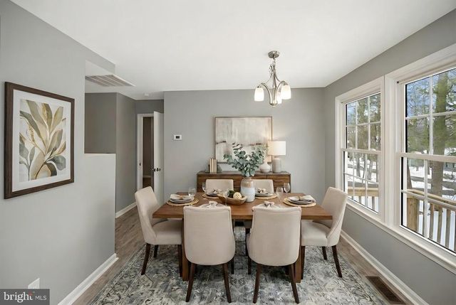 217 WASHINGTON ST, Locust Grove, VA 22508