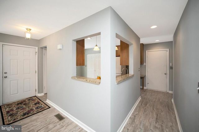 217 WASHINGTON ST, Locust Grove, VA 22508