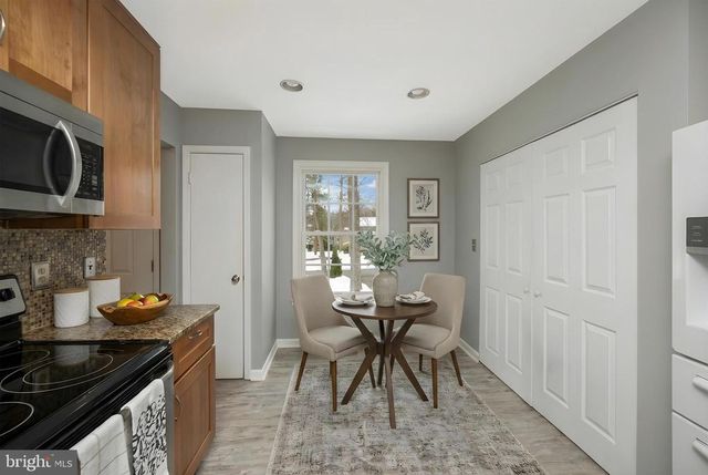 217 WASHINGTON ST, Locust Grove, VA 22508