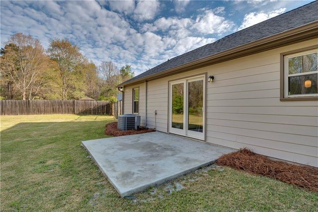 592 Linda Lane, Powder Springs, GA 30127