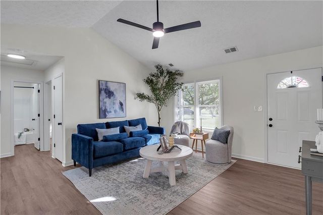 592 Linda Lane, Powder Springs, GA 30127