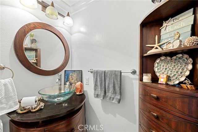 735 Calle Bahia, San Clemente, CA 92672